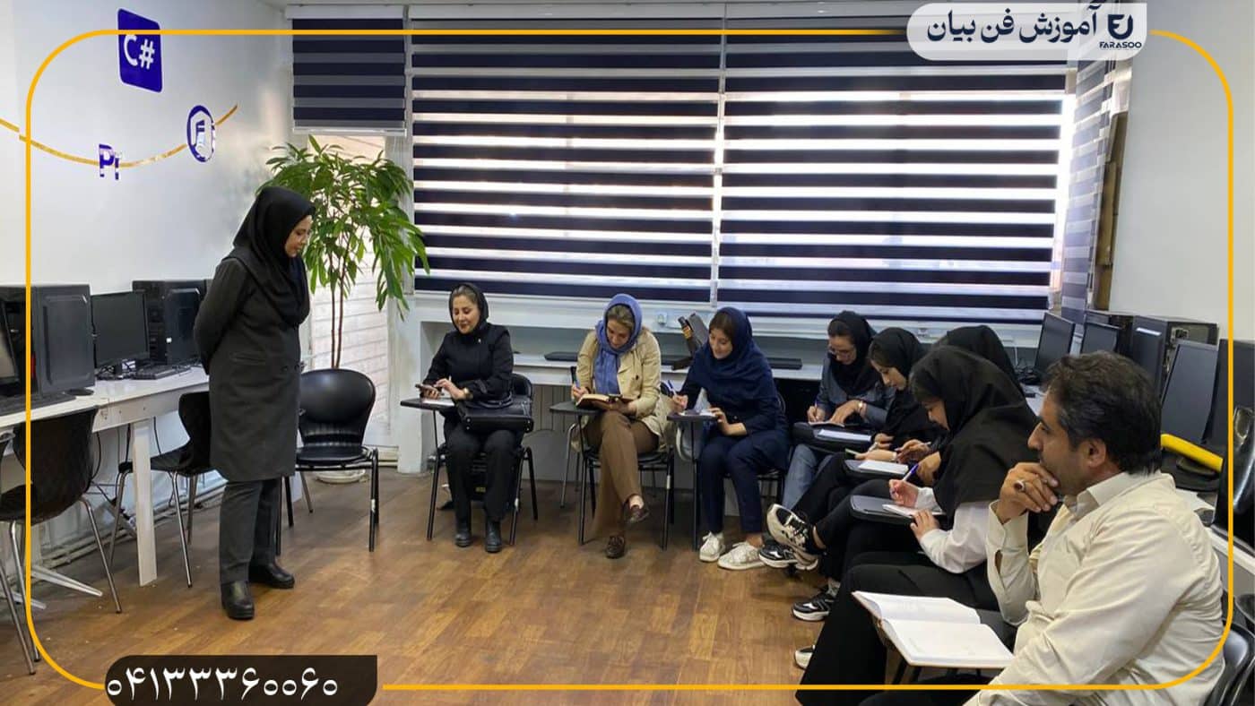 آموزش فن بیان و سخنوری در آموزشگاه فراسو